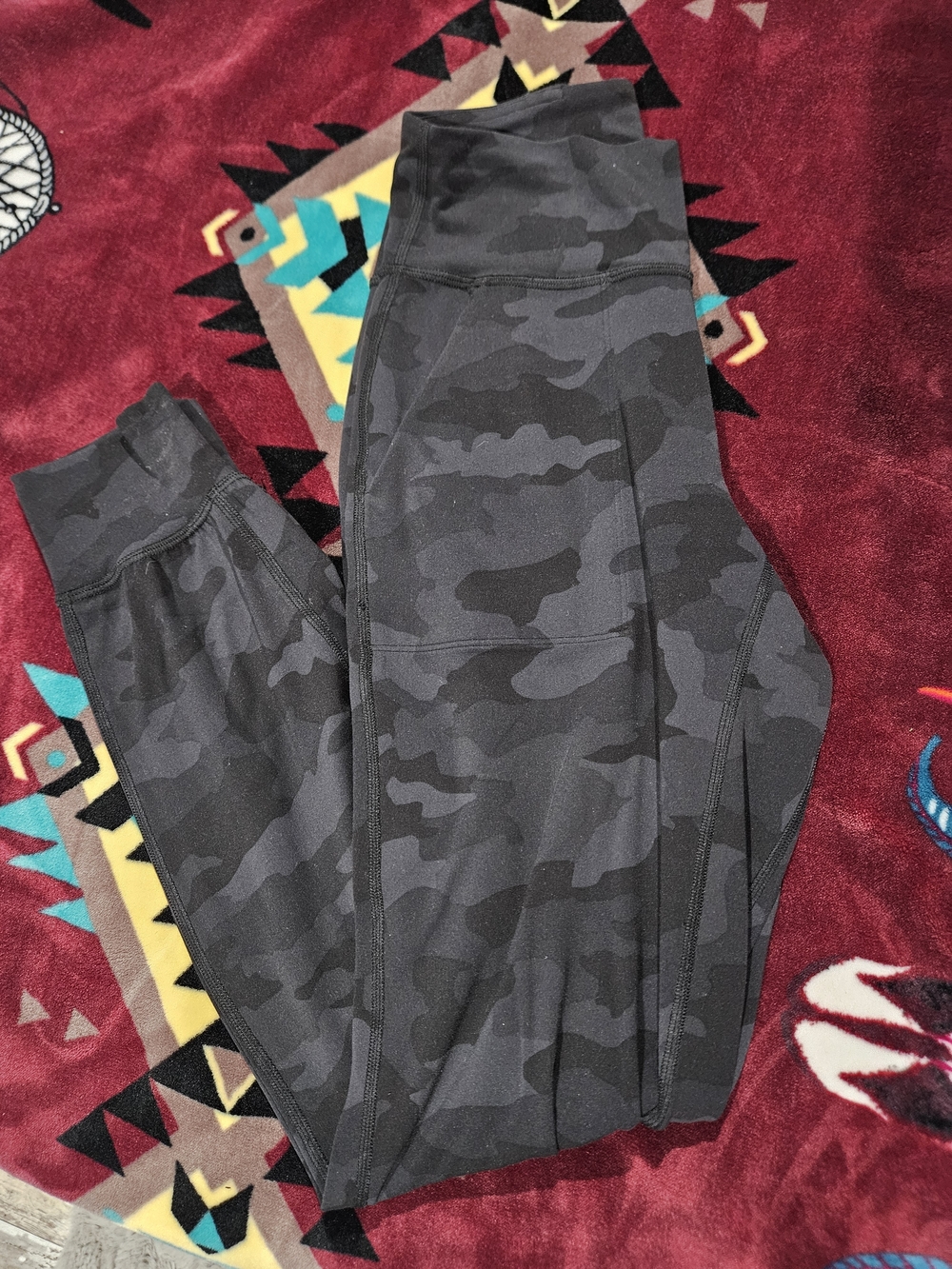 lululemon Align Dark Camo Joggers Super Soft!